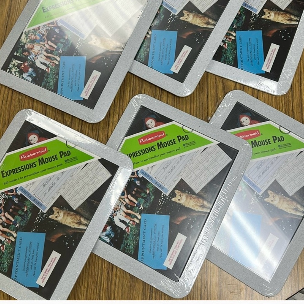 Rubbermaid Expressions Mouse Pad Set with Green and Blue Accents